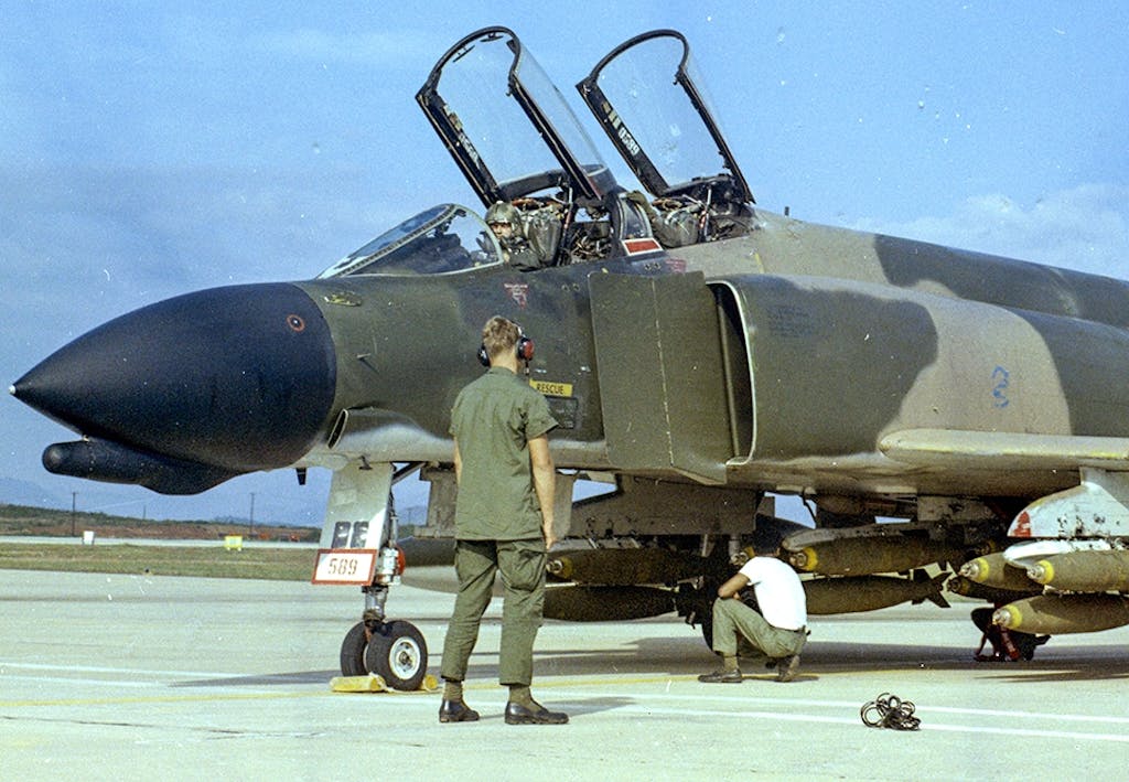 f-4-phantom F-4 Phantom